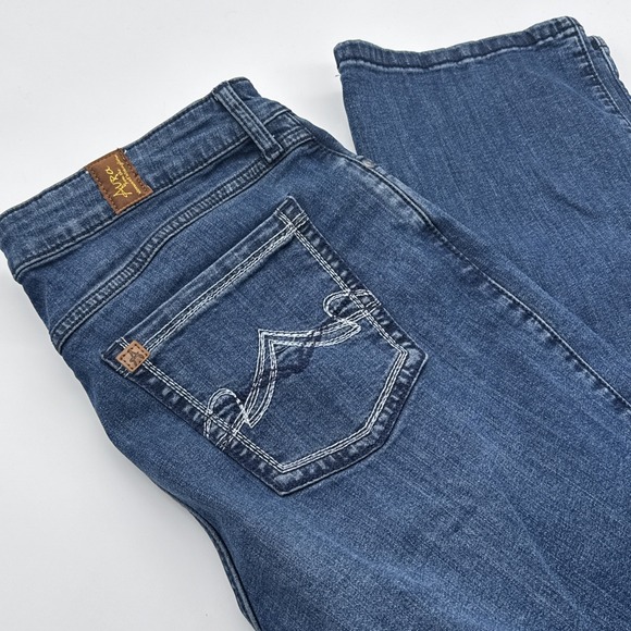 Wrangler Aura Blue Jeans Womens 10 AVG ‎ (31 X 32)  Boot Cut Western - Picture 1 of 11